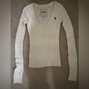 Abercrombie & Fitch Women's V-Neck Cream Sweater